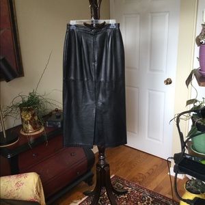 DANIER Black Leather Pencil Skirt  size 8
